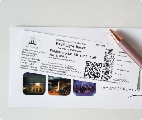 Békéscsabai Jókai Színház bérlet és boríték az asztalon