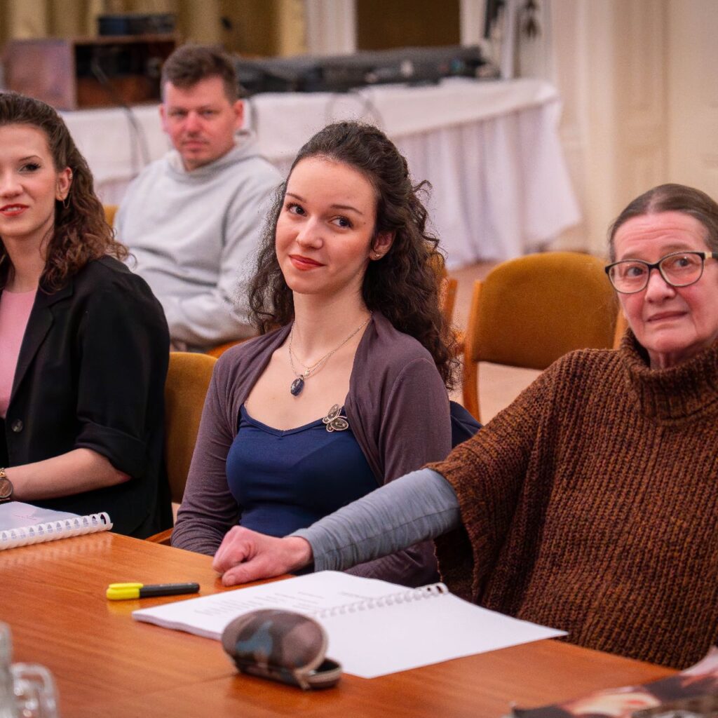 Nyolc nő olvasópróba