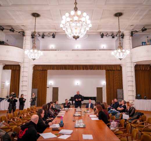 Nyolc nő olvasópróba