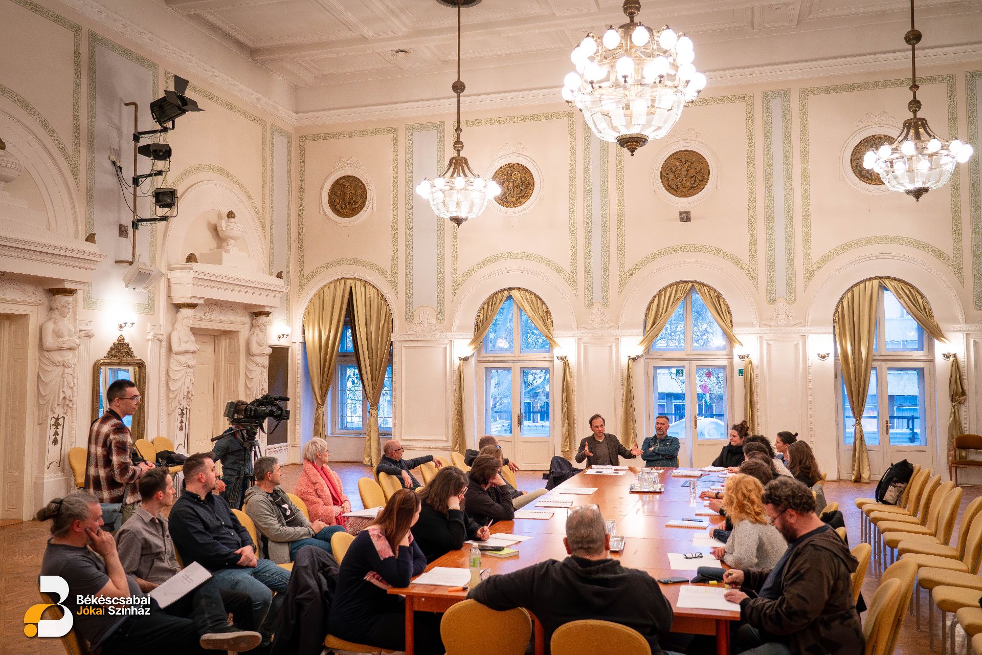 Vigyázat, a tetőn angyalok járnak! olvasópróba