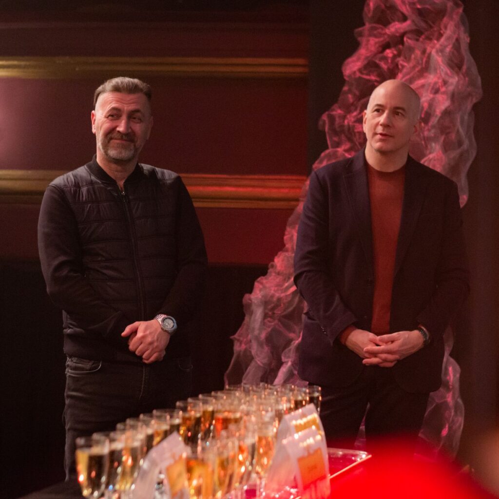 Szegény ördög premier