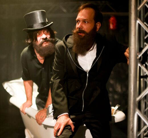 idegenek_es_ismerosok